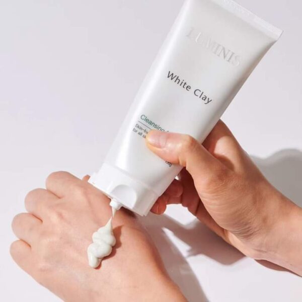 LUMINIS WHITE CLAY CLEANSING FOAM